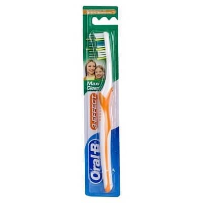 ORAL B TOOTHBRUSH  3 EFFECT MAXI CLEAN 40MED